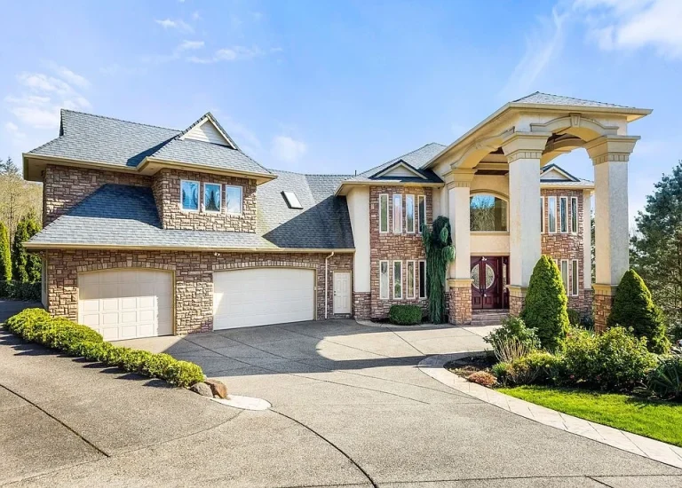 Acreage estate in Brush Prairie, Washington